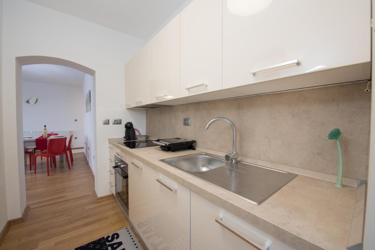 Apartmani Bilic คาสตาฟ ภายนอก รูปภาพ